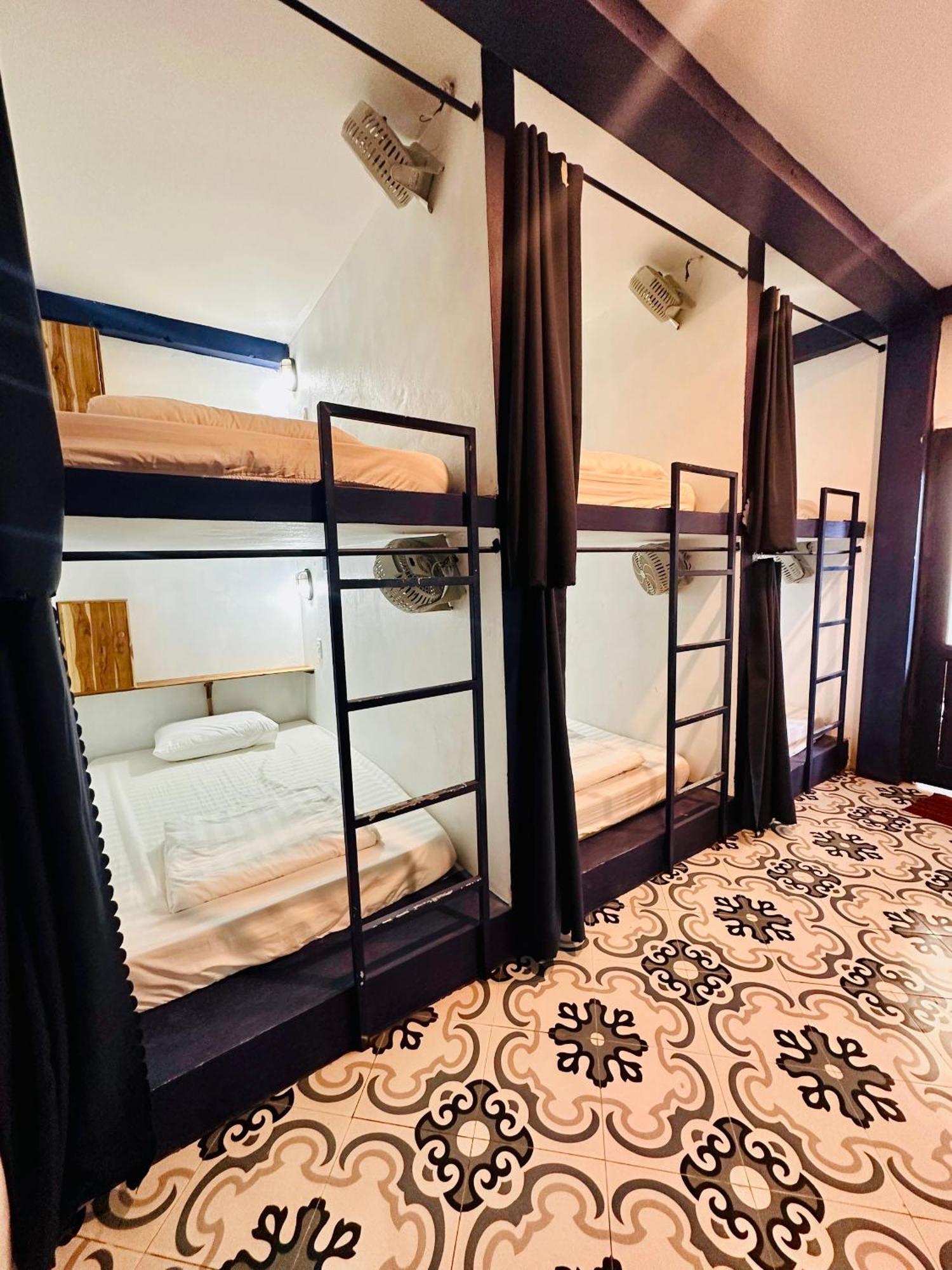 The Jam Hostel ルアンパバーン エクステリア 写真